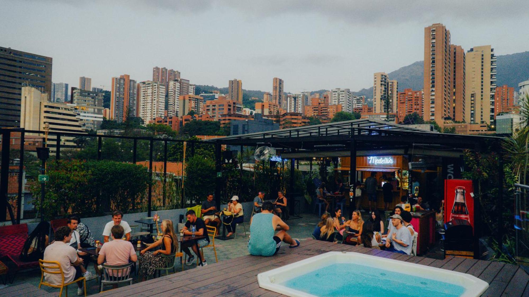 Viajero Medellin Hostel エクステリア 写真